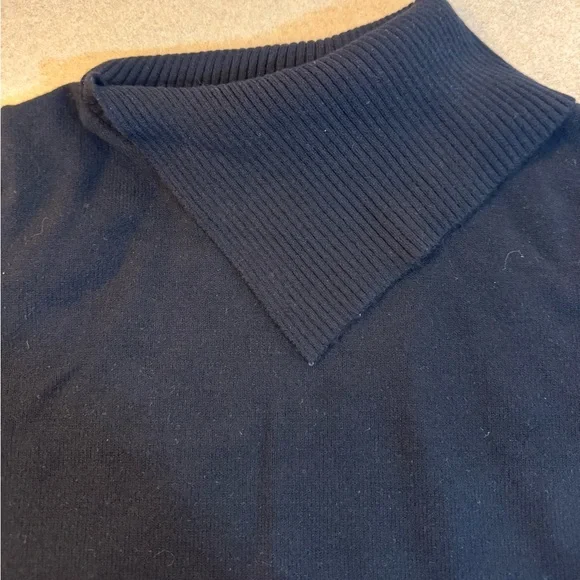 89th & Madison Black Knit Sweater - Picture 2 of 6